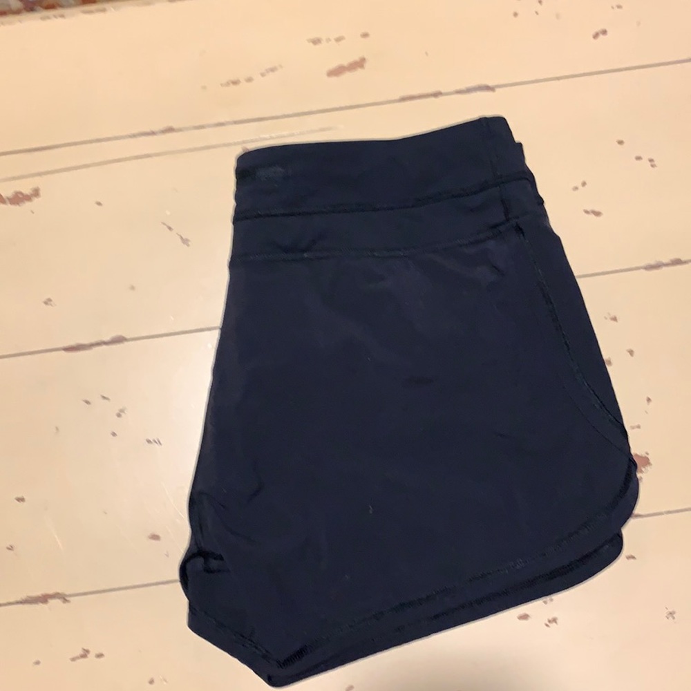 Lululemon black shorts